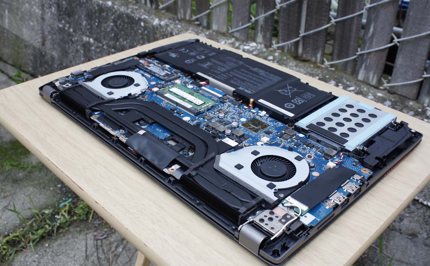 Замена или ремонт видеочипа ноутбука Compaq в Ломоносове
