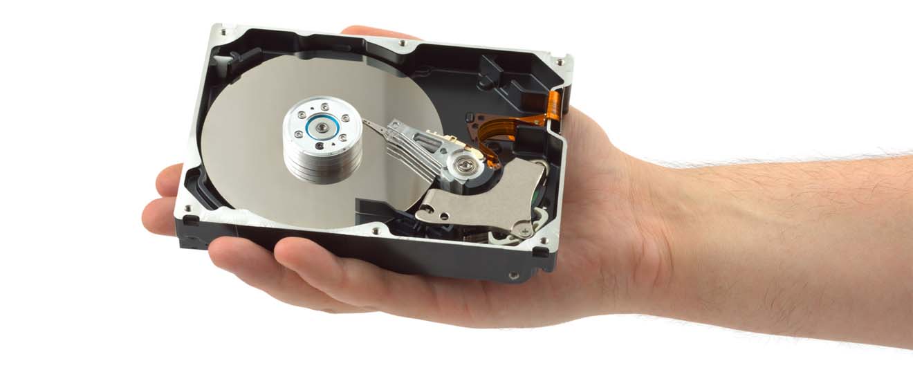 Замена жесткого диска на компьютере в Ломоносове