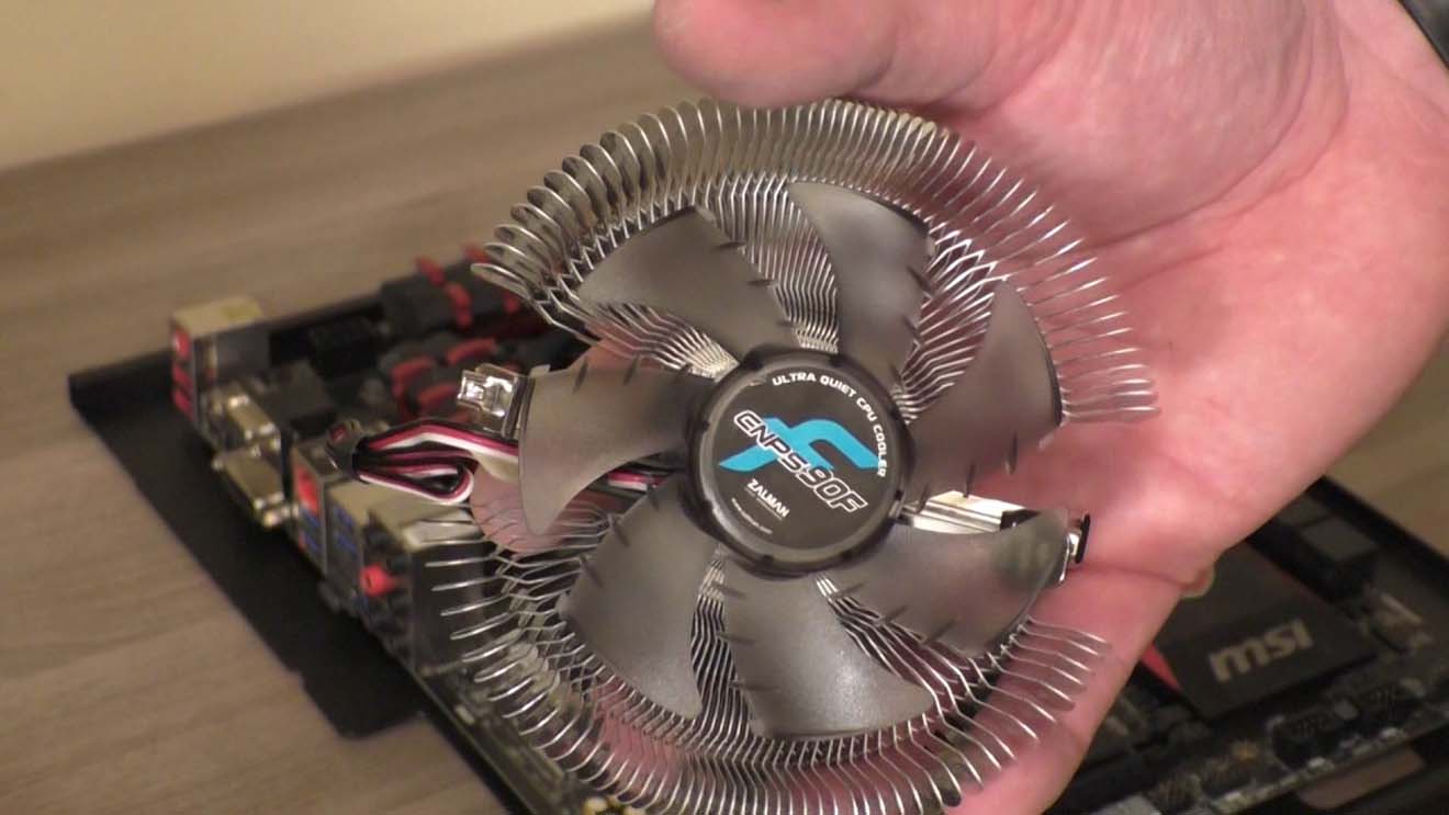 Замена вентилятора на компьютере в Ломоносове